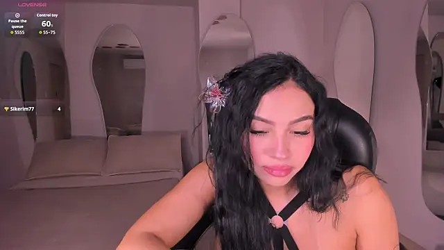 Chat XXX en directo de MollyJones_