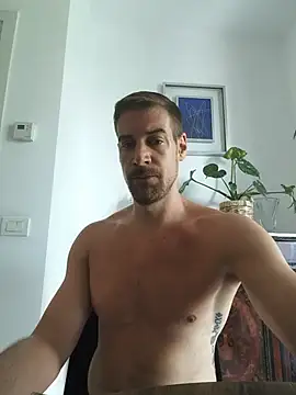צ'אט XXX בשידור חי של Lambe91