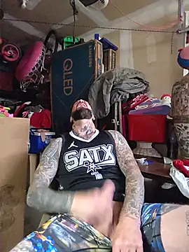 Beardedtattood XXX чат на живо