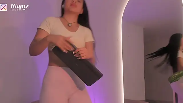 Chat XXX en directo de SusiMendez
