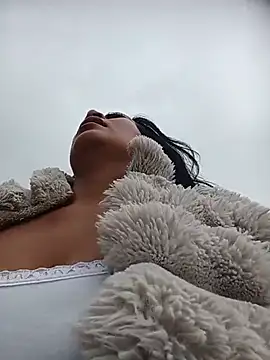 shailademons- Adlı Modelin Canlı XXX Sohbeti