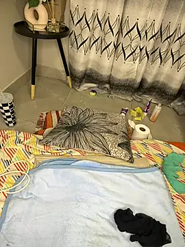 Nicole_bash লাইভ XXX চ্যাট