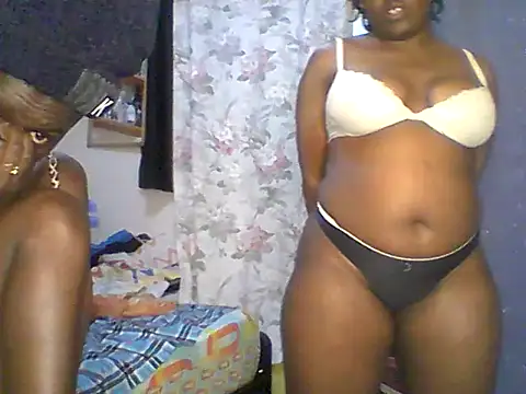 Siri_seduce69 Live XXX-chat
