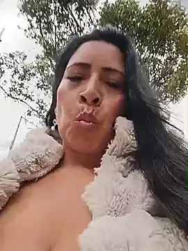 Chat XXX ao vivo de shailademons-