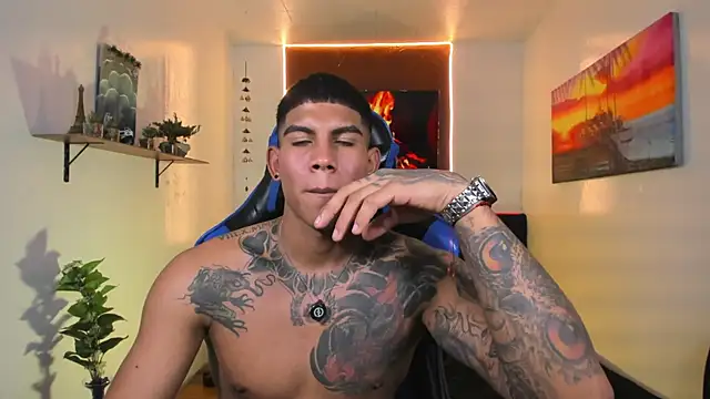 Damian_latinxxxのライブXXXチャット