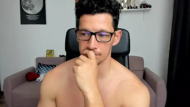 Chat XXX Live BrutusK08