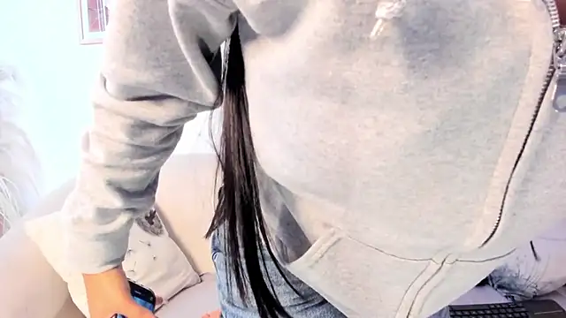 Bella_rochee 现场XXX聊天