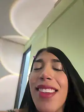 צ'אט XXX בשידור חי של AmbarFoxx_