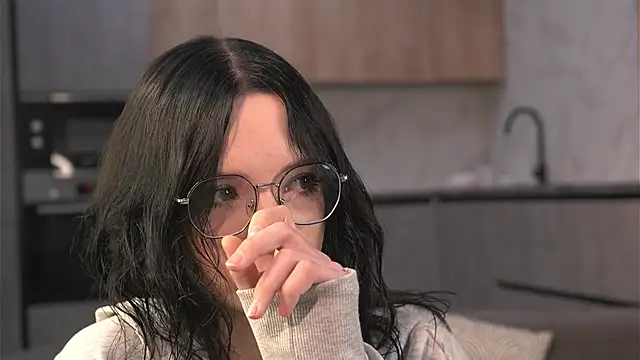 EugeneHugron Live XXX-chat