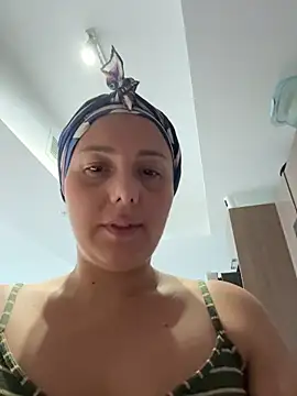 bellag825's Live XXX Chat