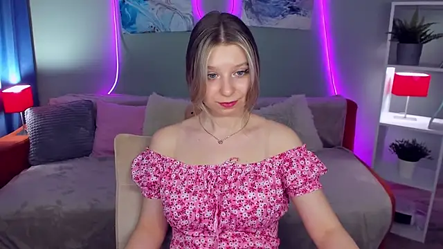 RinaMoore Live XXX-chat