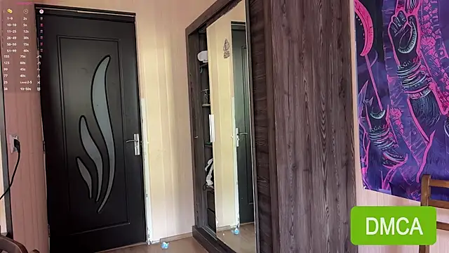 JuliaPierce Adlı Modelin Canlı XXX Sohbeti
