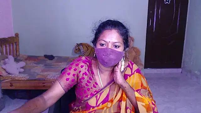 Novapol11's Live XXX Chat