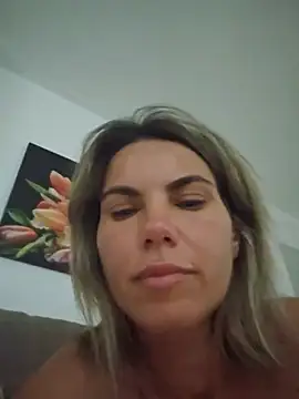 FeliciaKrige Live XXX-chat