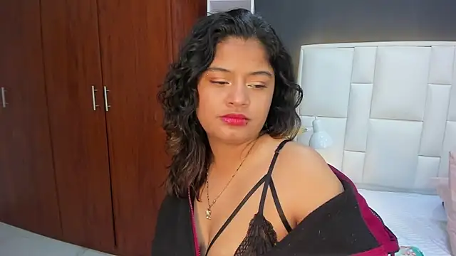 yeral2017's Live XXX Chat