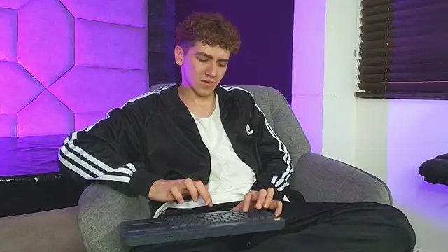 Вебкам-шоу Tyler_Mcrey