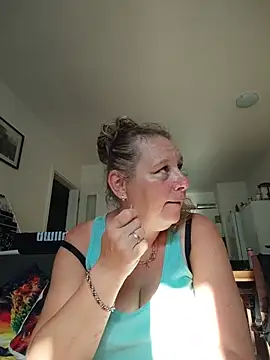 Jahudka47's Live XXX Chat