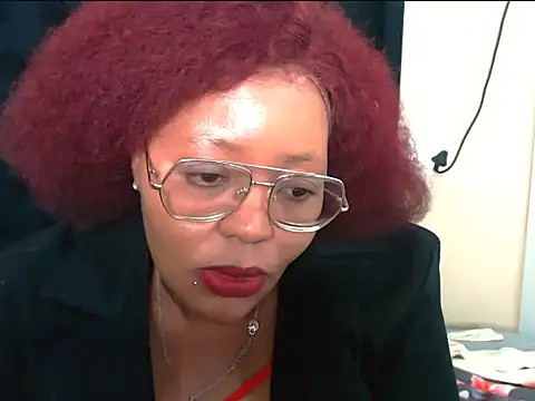 EbonySkyeXX's Live XXX Chat
