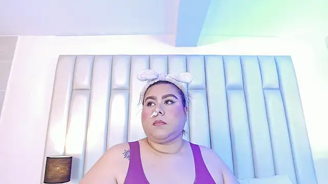 aandreaperez's Live XXX Chat