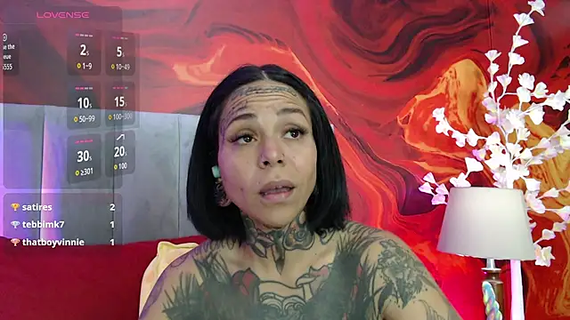 Chat XXX en directo de Tattoo_baby666
