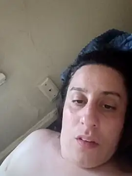 Mannibee4 Webcam Show