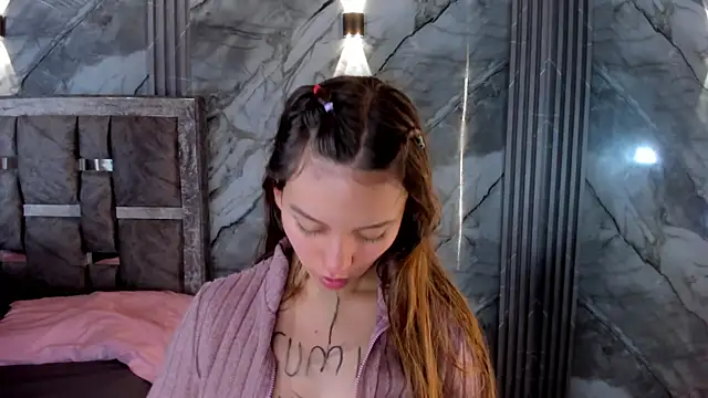 Manson_and_Zoe's Live XXX Chat