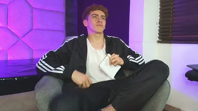 Tyler_Mcrey – Naživo XXX chat