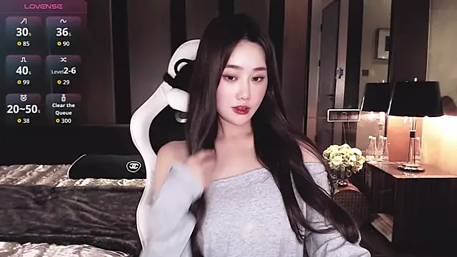 Cynthia_69 现场XXX聊天