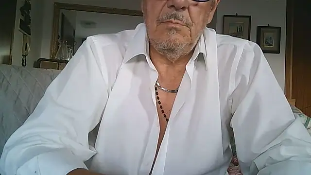 Chat +18 de gyodybis ao vivo