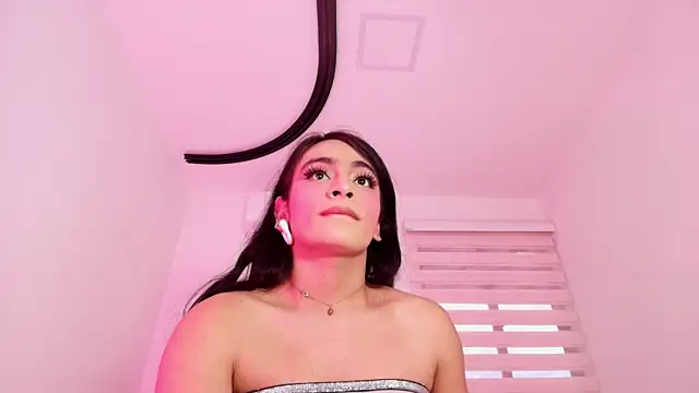 Chat XXX ao vivo de Malaia_thompson_