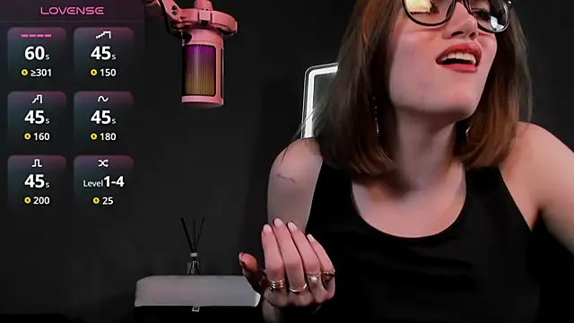 Chat XXX en directo de CathyAdams