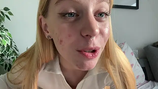 Fanny_Fresh Chat XXX in diretta