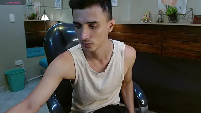 Živý XXX chat FelipeFriendly