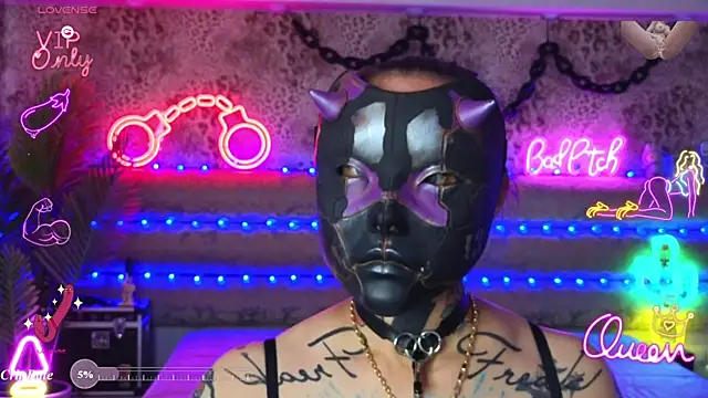 Cool_Freak_ live XXX chat