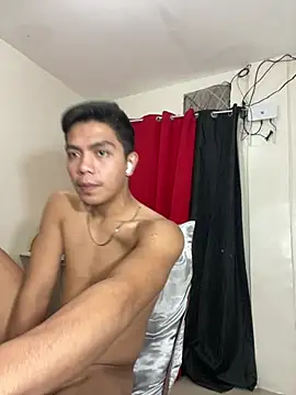 دردشة Hunky_paul الجنسية المباشرة