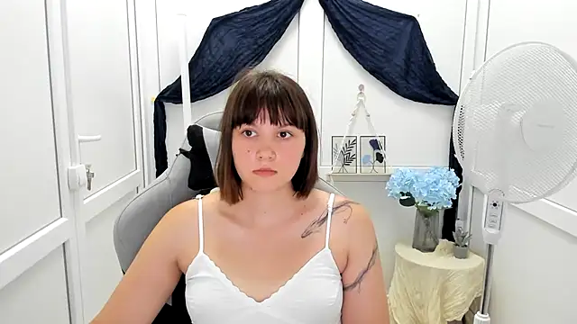 Vanilla_Vixen 现场XXX聊天