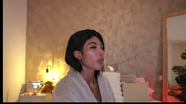 KalaBeckett_'s Live XXX Chat