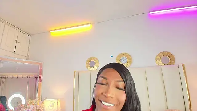 evangelin_ts' Live XXX Chat