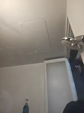 แชท XXX สดของ whitebriefboy