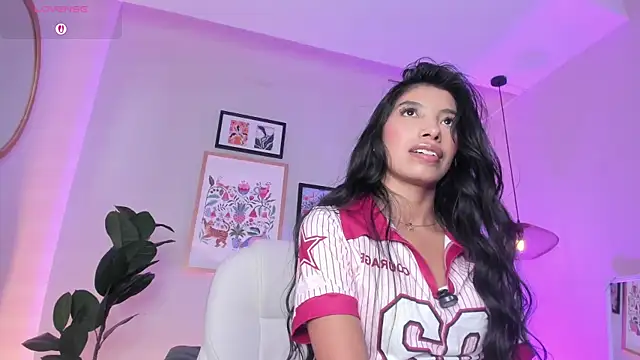 Tiffany_Low's Live XXX Chat