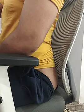 צ'אט XXX בשידור חי של 8inch_hunk19