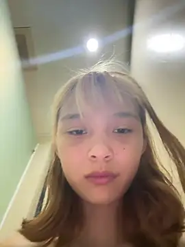 Czat XXX na żywo – yangyang520-18girl