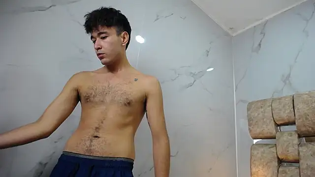 KathyAiden 网络视讯表演