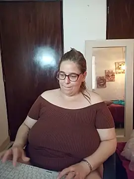Kataleyamilf69_ Chat XXX live
