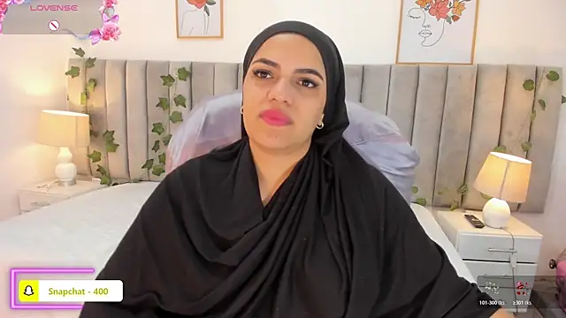 Umarani_ Live XXX-Chat