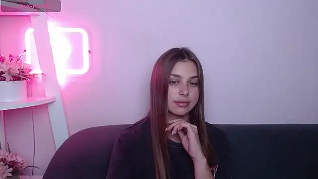 MilanaAngelAs' Live XXX Chat