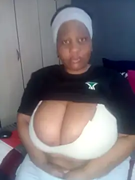PIXIEBITCHXXX26 live XXX chat