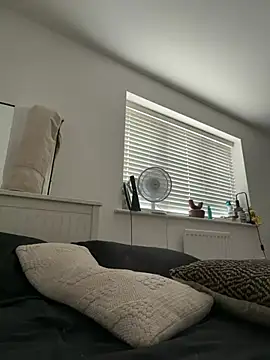 ElliemaiX Chat XXX live