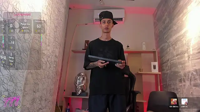LucasJhonson_ 即時 XXX 聊天
