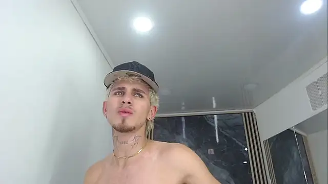 NoahDant Live XXX Chat